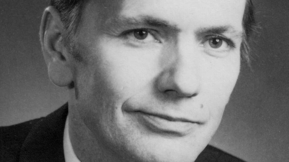 Muistokirjoitus | Korvalääkäri ja sarjakuvien ystävä