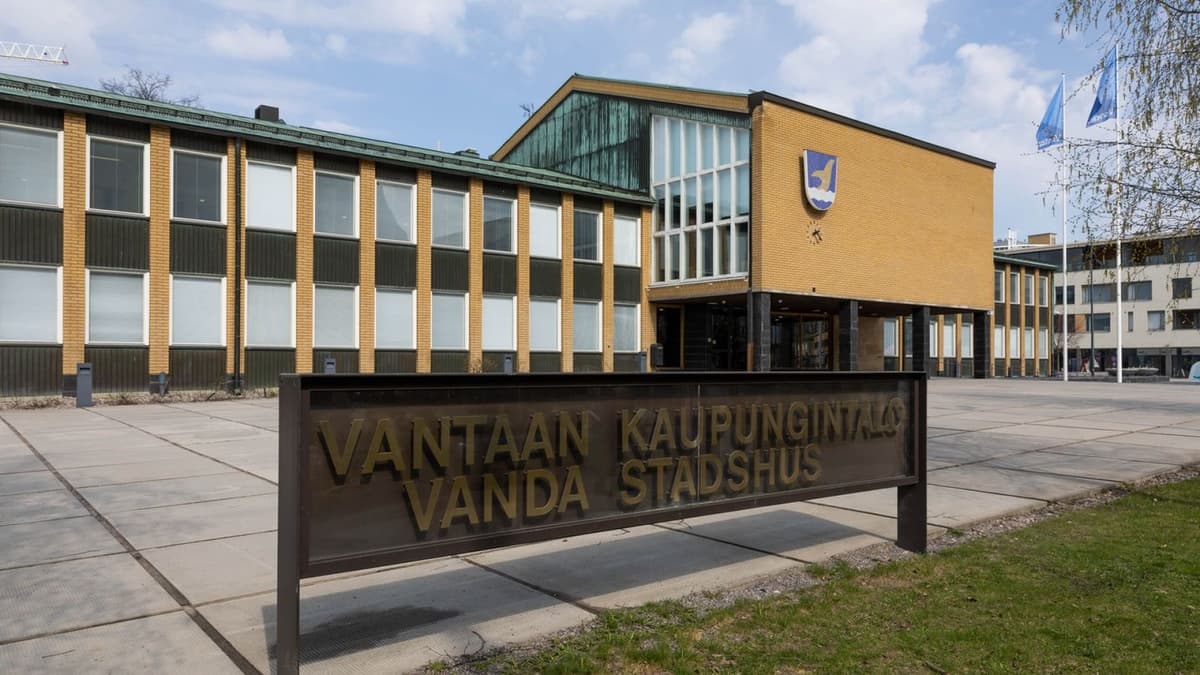 HS: Kaupungin­valtuuston puheen­johtaja haluaa Vantaan osaksi Helsinkiä