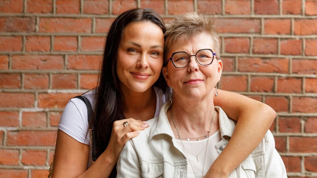Maria Huntington ja hänen äitinsä Maija kertovat, mikä ajoi heidät vuosiksi erilleen